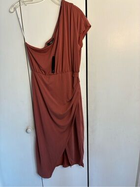 NWT Lulus RaiseAGlass Rusty Rose Asymmetrical Midi Dress L Bodycon Wedding Guest